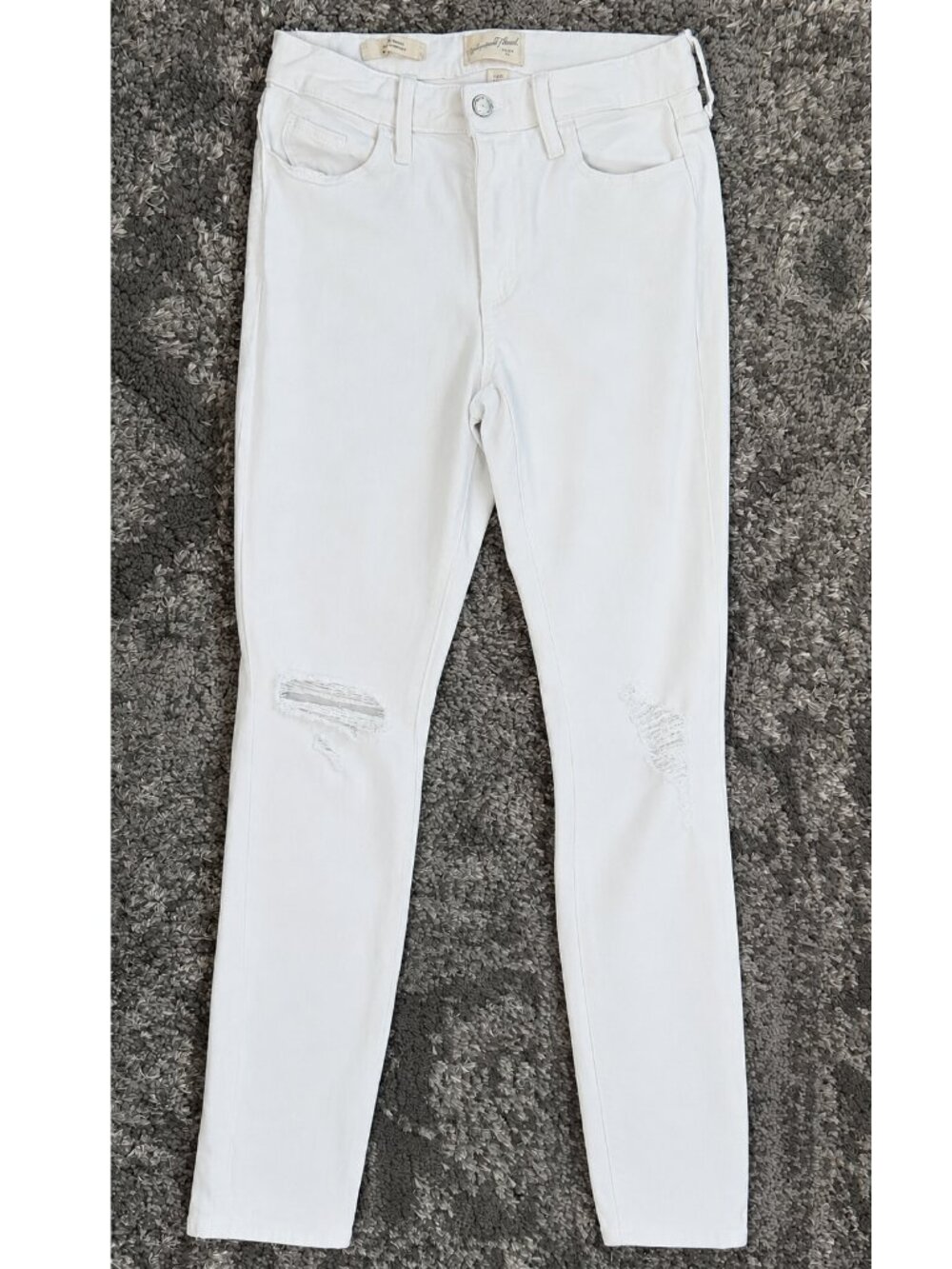 Universal Threads White Jeans High Rise Skinny Size 2 26R
